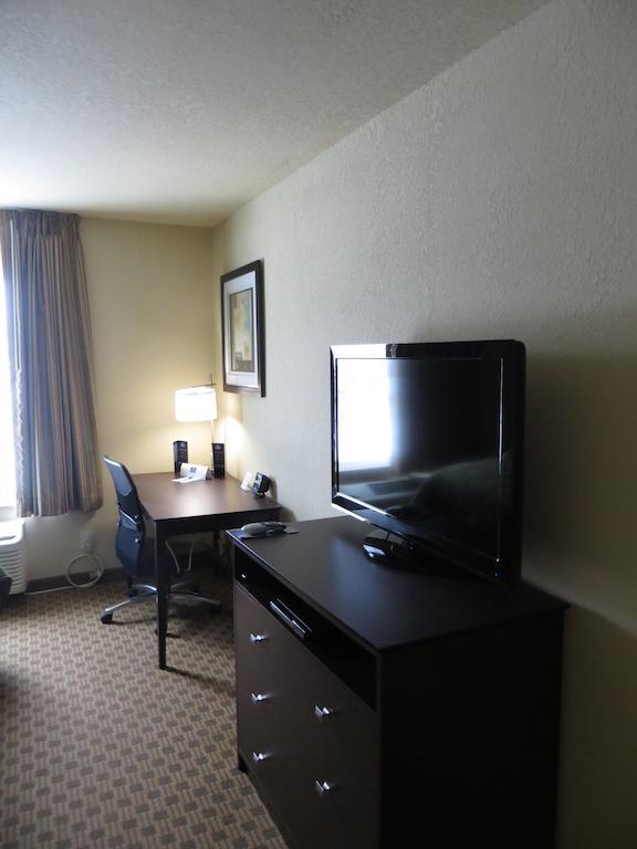 Cobblestone Inn & Suites - Harper Екстер'єр фото