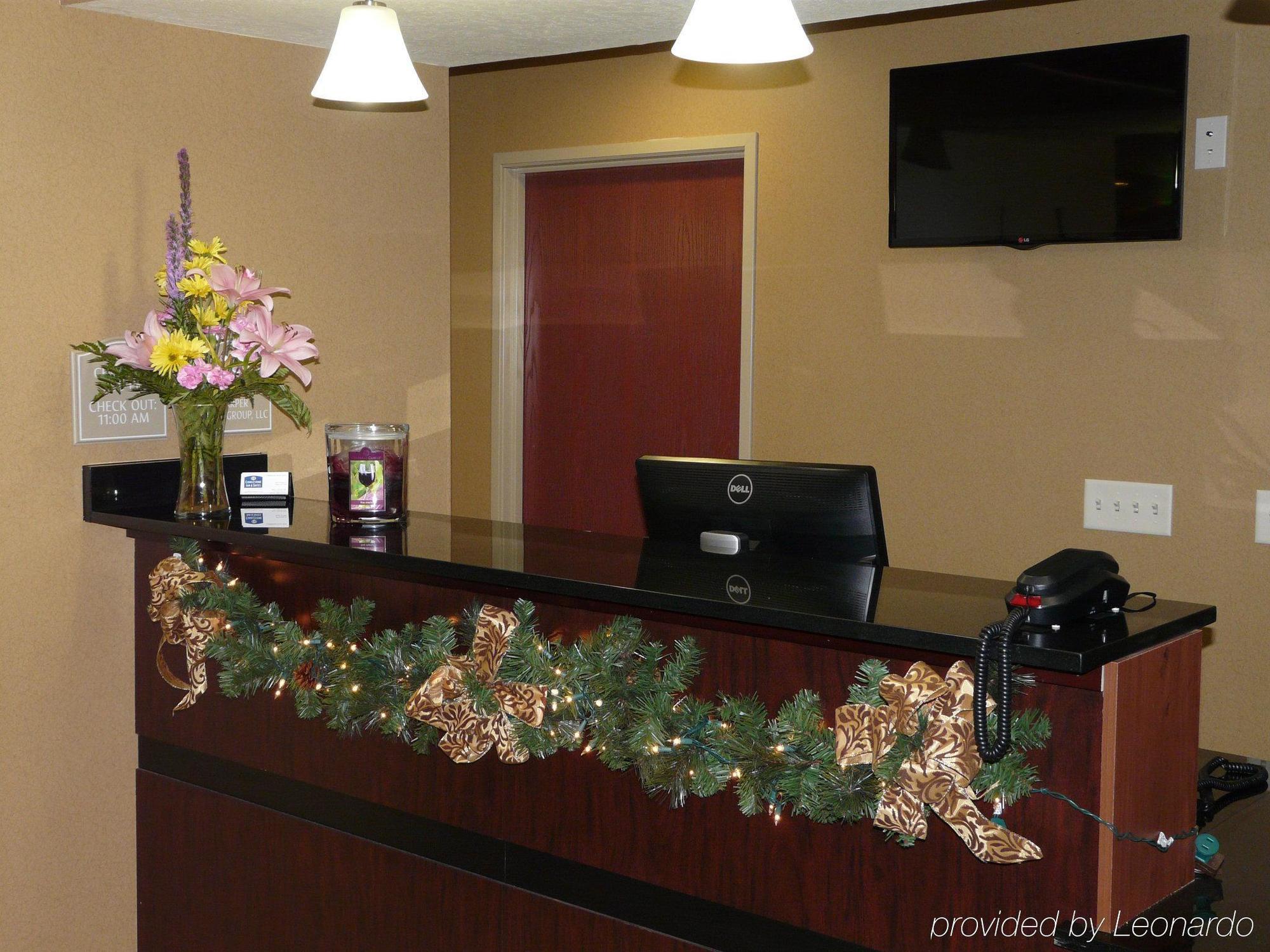 Cobblestone Inn & Suites - Harper Екстер'єр фото