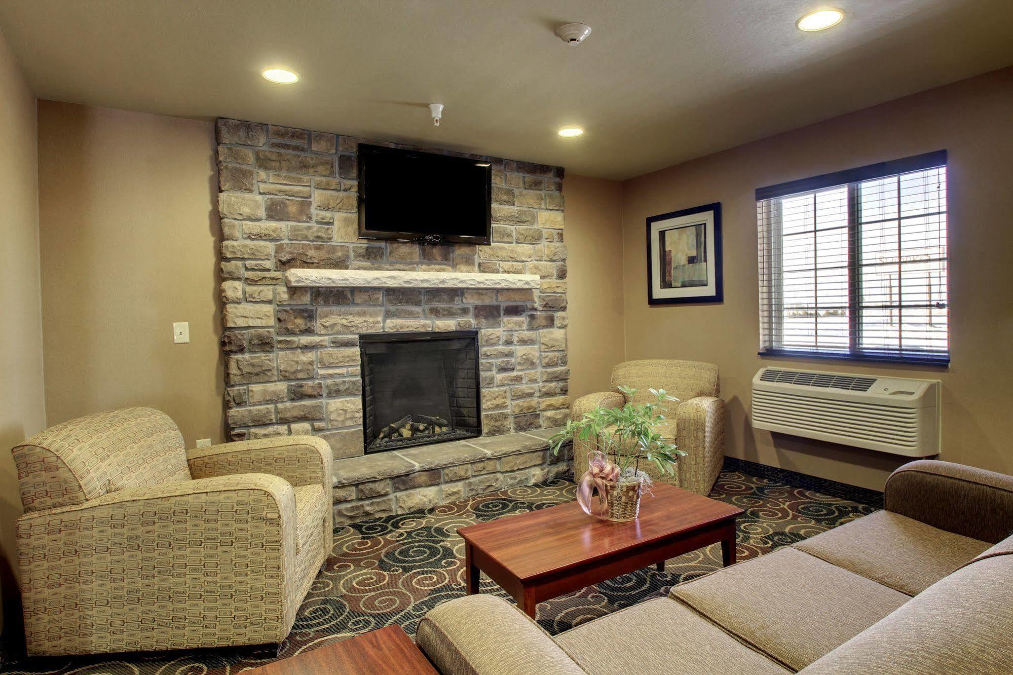 Cobblestone Inn & Suites - Harper Екстер'єр фото